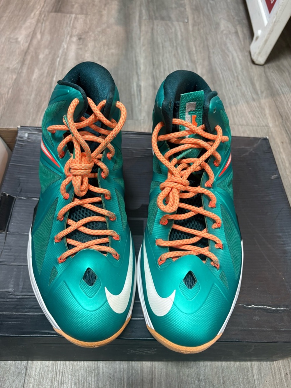 Nike LeBron 10 “Miami Dolphins” MINT CONDITION SZ 11